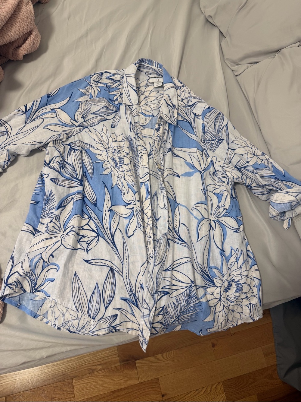 Halston Heritage Blue and White Floral Blazer Jacket